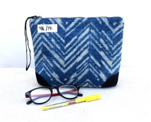 Bolsa de tela ecológica con estampado vintage de moda para mujer, con cremallera, hecha a mano, con forro de algodón individual. - Product Image 2