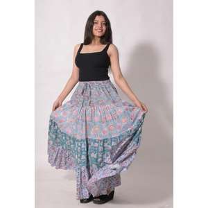 กระโปรงยาวผ้าฝ้ายทำมือลายปะติดปะต่อพิมพ์ลายดอกไม้สไตล์โบฮีเมียน กระโปรงแม็กซี่จีบระบาย ซักได้ เหมาะสำหรับงานเทศกาลสำหรับผู้หญิง - Product Image 2