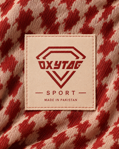 ป้ายผ้าทอ Oxytag Sport แบบนูน รูปทรงสี่เหลี่ยม ผลิตในปากีสถาน สำหรับใช้กับเสื้อผ้า ราคาขายส่ง รับผลิตตามแบบ OEM ออกแบบเองได้ - Product Image 4