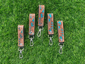 ห่วงโซ่กุญแจหนังสลักลายดอกไม้มีสไตล์พวงกุญแจหนังอุปกรณ์เสริมพวงกุญแจน่ารัก - Product Image 4