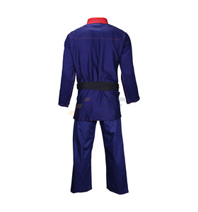 Kimono de Jiu-Jitsu Brésilien brodé noir personnalisé, léger, confortable, pour le karaté et les arts martiaux. - Product Image 3