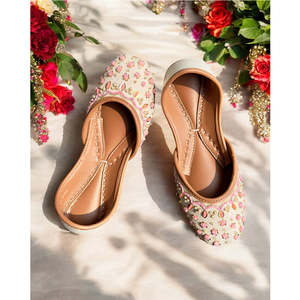 Calzado Khussa para Mujer, Diseño Elegante Personalizado, Buena Calidad, Envío Rápido, Cantidad al por Mayor - Product Image 3