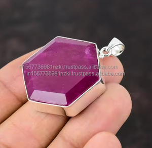 Vente chaude 925 Sterling Silver Ruby Pendentif À La Main Boho Vintage Design Anniversaire Cadeau pour Maman avec Amoureux Forme Rouge Bijoux - Product Image 1