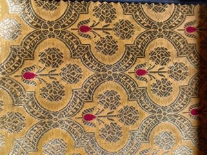 Tissu brocart Meena en polyester, jacquard métallisé tissé, brodé, poids moyen, pour textile de maison - Product Image 1