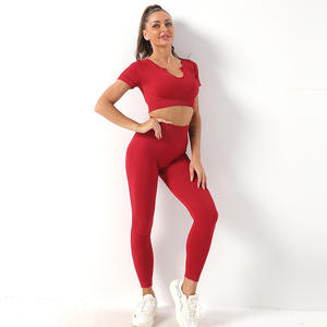 Conjunto Deportivo Mayorista: Top de Yoga, Ropa Deportiva, Conjuntos de Gimnasio y Fitness, Camisetas de Running, Leggings con Efecto Scrunch Butt y Pantalones de Pierna Ancha - Product Image 4