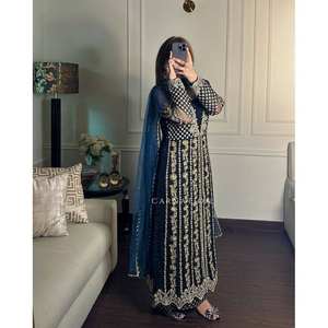 Pent y Dupatta de Diseñador para Vestimenta Elegante de Noche para Fiestas - Product Image 3