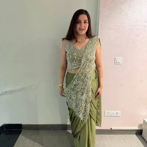 Sari Reversible de Diseño para Mujer, Verde Oliva, con Blusa Bordada, Estilo Indo-Occidental, Listo para Usar, para Fiestas, Bodas, Estilo Étnico - Product Image 1