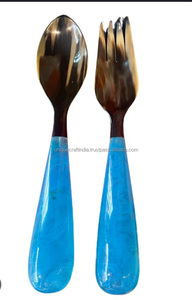 Cucharas de cuerno hechas a mano de la mejor calidad, mango de resina, diseño único para servir comida, bodas, exportaciones al por mayor, condimento de azúcar, cocina - Product Image 5
