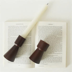 Support à bougies classique tendance pour centres de table de mariage, décorations de table, porte-bougie en bois, design personnalisé du Vietnam - Product Image 2