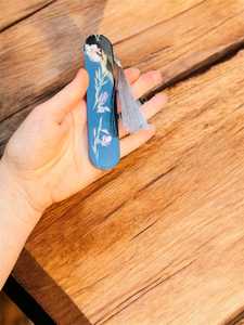 Marque-page en résine florale transparente pour femmes, marque-pages mignons avec pompons - Product Image 5