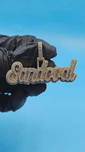 จี้เพชรโมอิสซาไนต์ VVS สลักชื่อตามสั่ง จี้ตัวอักษรสองสี เงินแท้ 925 จี้ฮิปฮอปสองชั้น ของขวัญวันเกิดสำหรับเขา - Product Image 3