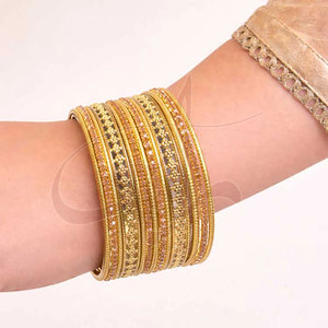 Brazaletes de Moda para Mujer, Ligeros, Personalizados, Chapados en Oro, Alta Calidad, Bajo MOQ, para Bodas, en Venta - Product Image 1
