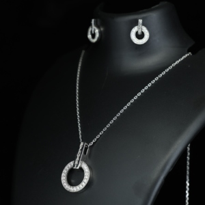 สร้อยคอแฟชั่นผู้หญิงทรงกลมพร้อมจี้เงินแท้ 925  แบบไม่ก่อให้เกิดอาการแพ้  พร้อมสายสร้อยแบบกล่อง - Product Image 2