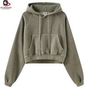 Sweat-shirts à capuche surdimensionnés pour femmes de haute qualité, fabriqués en tissu polaire premium, avec capuche réglable et style moderne. - Product Image 2