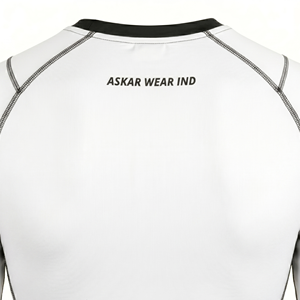 เสื้อแรชการ์ดแขนยาวสำหรับผู้ชาย Askar Wear Ind แบบสั่งทำพิเศษ แห้งเร็ว ผลิตจากผ้าสแปนเด็กซ์และโพลีเอสเตอร์ พิมพ์ลายโลโก้ด้านหน้า เหมาะสำหรับเล่นกีฬา - Product Image 4