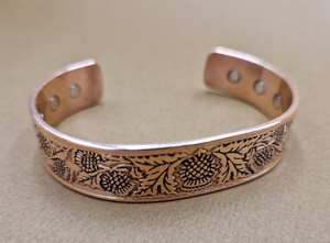 Pulseras de Cobre Vintage Elegantes con Flores Talladas y Nudos de Estilo Celta, Ajustables para Regalo - Product Image 4