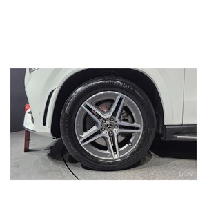 Mercedes-Benz GLE-Class GLE350e 4MATIC Coupé Septembre 2022 34 520 km Boîte de vitesses automatique Volant à gauche Sièges en cuir Caméra de recul - Product Image 5