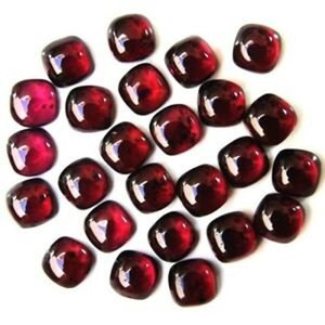 Garnet rouge naturel de Hyderabad, cabochon coussin, dos plat, calibré, pierre précieuse en vrac pour la fabrication de bijoux, qualité de gros - Product Image 3
