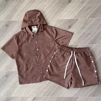 Conjunto de Chaqueta Cortavientos y Pantalones Cortos Unisex de Talla Grande con Capucha, Estampado Personalizado Vintage, Color Negro Sólido, Nylon, Lavado Ácido, Antibacteriano
