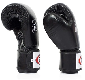 Guantes de Boxeo Fairtex MMA, Guantes de Entrenamiento de Cuero Genuino Personalizados con Agarre Antideslizante y Absorción de Humedad para Sparring - Product Image 3