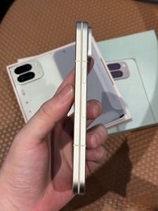 Smartphone pliable PIX 10Pro avec double caméra et boutons latéraux, écran de 6,7 pouces - Product Image 3