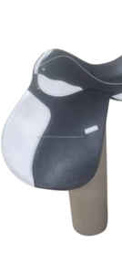 Selle d'équitation anglaise professionnelle en cuir de qualité supérieure pour le saut d'obstacles, le dressage et l'entraînement, légère et robuste - Product Image 2