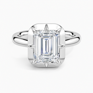 แหวนประดับเพชรเม็ดเดี่ยวทรงสวยหรู พร้อมการฝังแบบ Bezel-Prong อย่างมั่นคงด้วยทองคำ 18K สีเหลือง - Product Image 3