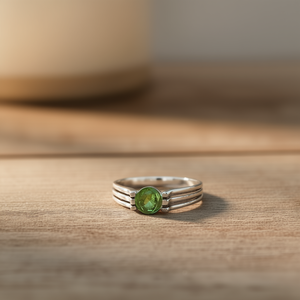 2.1 Grams <b>Peridot</b> Fashion <b>Ring</b> - Product Image 3