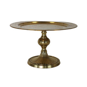 Design luxueux métal laiton bordure forme ronde décoratif 3 niveaux gâteau support avec anneau poignée gâteau et pâtisserie support de service - Product Image 4