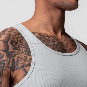 Camiseta Deportiva de Compresión para Hombre, Estilo Casual, Diseño OEM, Tejido de Algodón Acanalado - Product Image 2