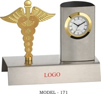 Trophées de bureau en métal de haute qualité, logo personnalisé, finition transparente, design portable, emballage individuel pour entreprises