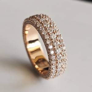 Anillo de Eternidad Completo de Lujo con Diamantes Cultivados en Laboratorio, Corte Radiante, Claridad VVS-VS, Color DEF, Platino, Multihileras, para Boda - Product Image 5