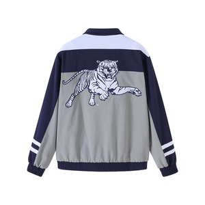 Sweat à capuche unisexe en molleton 100 % coton Jackson State, couleur unie, poche avant, respirant, coupe classique, service OEM, logo personnalisable - Product Image 2