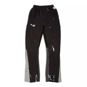 Pantalones Acampanados Desgastados Personalizados para Hombre, de Pierna Ancha, con Diseño Casual Apilado y Estilo Streetwear - Product Image 1