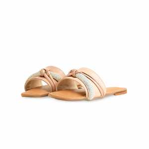 Pantuflas formales de cervatillo para niñas - Product Image 3