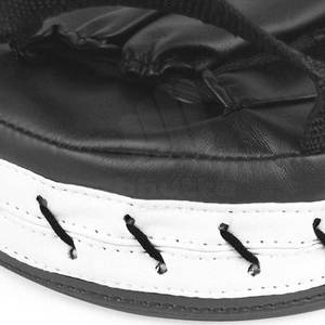 Pads de frappe en cuir personnalisables pour la boxe, haute qualité, anti-humidité, fermeture auto-agrippante - BHUTTA ENTERPRISES - Product Image 6