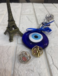 ต่างหูแบบติดหูรูปดอกไม้ดีไซน์หรูหราเคลือบทอง 22k จาก Amaira Jewels รุ่นวินเทจ ลายยูนิคแบบนกยูง สำหรับผู้หญิง - Product Image 5