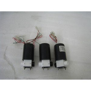 3 électrovannes Furon DV2-144NCD2, réf. 1103307 - Équipements et pièces semi-conductrices d'occasion fiables à l'échelle mondiale chez - Product Image 2