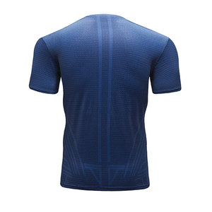 T-shirts de compression pour hommes fabriqués au Pakistan, les plus confortables, avec logo personnalisé - Product Image 3