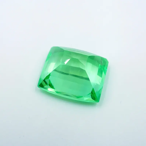 Saphir vert cultivé en laboratoire : 18,60 carats, taille coussin, 15x14x8MM - Product Image 4