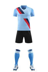 ชุดฟุตบอลผ้าโพลีเอสเตอร์แบบแห้งเร็ว ระบายอากาศได้ดี สั่งทำขายส่ง ชุดกีฬาฟุตบอลแขนสั้นสำหรับฝึกซ้อมฤดูร้อน - Product Image 5