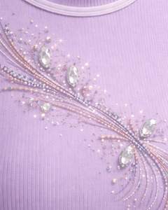 Camiseta sin mangas de cuello alto acanalada lila personalizada para mujer con diseño floral de pedrería, sin mangas, de verano, fabricante personalizado - Product Image 6