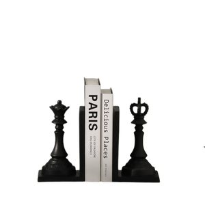 Ensemble d'entretoises à livres en aluminium moulé, design moderne, finition noire mate, motif d'échecs royaux (pièces d'échecs roi et reine), support décoratif pour livres. - Product Image 1