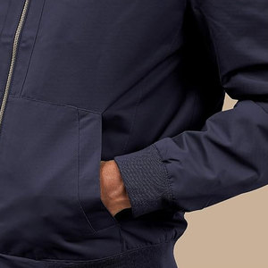Blouson d'hiver respirant en tissu léger, confortable pour les activités décontractées et la mode urbaine - Product Image 5