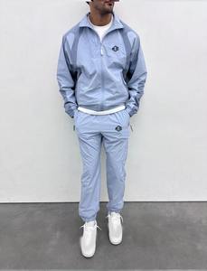 Conjunto Deportivo Oversize de Algodón Estampado Liso para Hombre: Chaqueta Cortavientos y Pantalones Jogger - Product Image 5