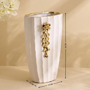 Jarrón de cerámica blanco con detalles florales dorados, jarrón decorativo de mesa, ideal como regalo de lujo para amantes de la decoración del hogar de alta gama. - Product Image 2