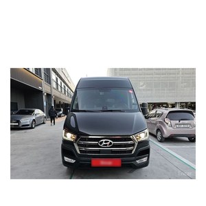 Hyundai Solati de 15 Plazas, Junio 2023, Diésel, Transmisión Automática, Volante a la Izquierda, Cámara Trasera, Furgoneta - Product Image 3