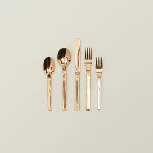 Ensemble de couverts décoratifs en acier inoxydable pour la cuisine et la table à manger, durable, résistant à la rouille, finition polie, design moderne et élégant - Product Image 3
