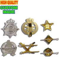 Badge métallique personnalisé style Moyen-Orient, plaqué or, forme couronne, médaillon, souvenir culture arabe, épingle, accessoires professionnels