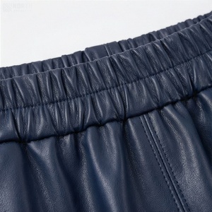Jupe trapèze en similicuir PU pour femme, longueur mi-mollet, taille élastique, couleur unie, design brillant, toutes saisons - Product Image 4
